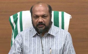 വിഴിഞ്ഞത്തെ ഓഹരി കൈമാറ്റം മുഖ്യമന്ത്രി അറിഞ്ഞു കൊണ്ടാണെന്ന സൂചന കമ്പനി നൽകുന്നുണ്ടെന്ന് പി രാജീവ്