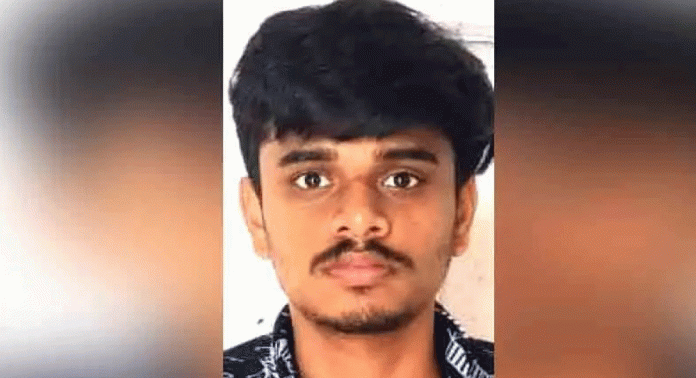 സമൂഹമാധ്യമത്തിലൂടെ പരിചയപ്പെട്ട് വിവാഹ വാഗ്ദാനം നൽകി പെൺകുട്ടിയെ പീഡിപ്പിച്ച കേസിൽ യുവാവ് അറസ്റ്റിൽ സമൂഹമാധ്യമത്തിലൂടെ പരിചയപ്പെട്ട് വിവാഹ വാഗ്ദാനം നൽകി പെൺകുട്ടിയെ പീഡിപ്പിച്ച കേസിൽ യുവാവ് അറസ്റ്റിൽ