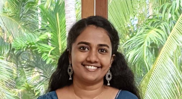 എം.ടെക് ജിയോ ടെക്നിക്കൽ എൻജിനീയറിംഗിൽ ഒന്നാം റാങ്ക് കരസ്തമാക്കി റാന്നി സ്വദേശി ദേവിക സുനിൽ എം.ടെക് ജിയോ ടെക്നിക്കൽ എൻജിനീയറിംഗിൽ ഒന്നാം റാങ്ക് കരസ്തമാക്കി റാന്നി സ്വദേശി ദേവിക സുനിൽ