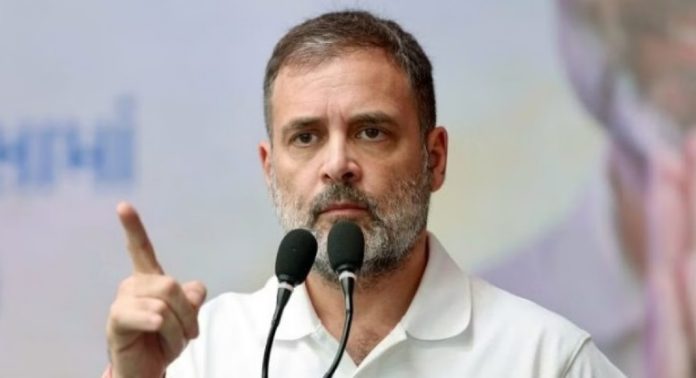 രാഹുല് ഗാന്ധിയെ അയോഗ്യനാക്കണമെന്നാവശ്യപ്പെട്ട് ലോക്സഭയില് നോട്ടീസ് ; നിർണായക നീക്കവുമായി ബിജെപി രാഹുല് ഗാന്ധിയെ അയോഗ്യനാക്കണമെന്നാവശ്യപ്പെട്ട് ലോക്സഭയില് നോട്ടീസ് ; നിർണായക നീക്കവുമായി ബിജെപി