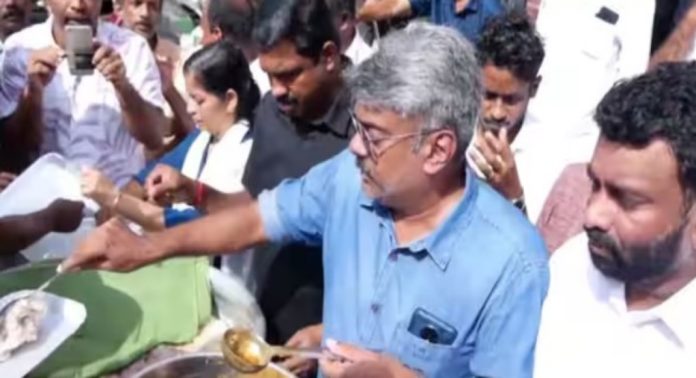 ഭരണം പോയാലും വേണ്ടില്ല ; പോത്തും പിടിയും വിളമ്പിയ ആൾ പാർട്ടിയിൽ വേണ്ട ; പിറവത്തെ കൗൺസിലറെ പുറത്താക്കാൻ നീക്കം ഭരണം പോയാലും വേണ്ടില്ല ; പോത്തും പിടിയും വിളമ്പിയ ആൾ പാർട്ടിയിൽ വേണ്ട ; പിറവത്തെ കൗൺസിലറെ പുറത്താക്കാൻ നീക്കം