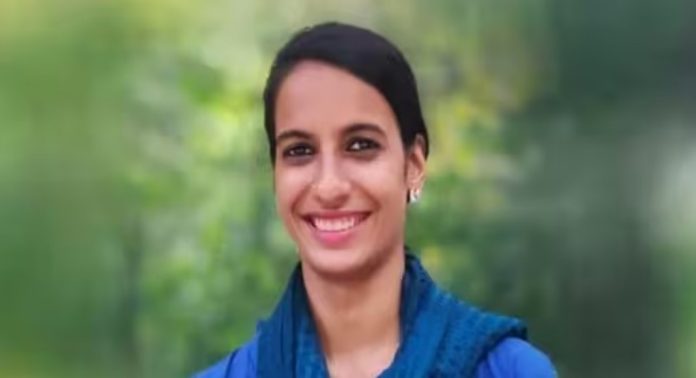 എഐവൈഎഫ് നേതാവ് ഷാഹിനയുടെ മരണം ; ഫോറൻസിക് , വിരലടയാള വിദഗ്ദരെത്തി ; അന്വേഷണം ശക്തമാക്കി പോലീസ് എഐവൈഎഫ് നേതാവ് ഷാഹിനയുടെ മരണം ; ഫോറൻസിക് , വിരലടയാള വിദഗ്ദരെത്തി ; അന്വേഷണം ശക്തമാക്കി പോലീസ്