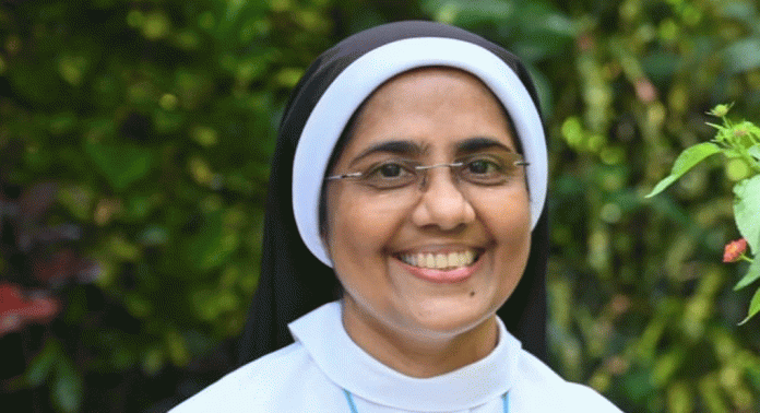 കന്യാസ്ത്രീ മഠത്തില് തൂങ്ങി മരിച്ചത് കാഞ്ഞിരപ്പള്ളി സ്വദേശിനിയായ കന്യാസ്ത്രീ കന്യാസ്ത്രീ മഠത്തില് തൂങ്ങി മരിച്ചത് കാഞ്ഞിരപ്പള്ളി സ്വദേശിനിയായ കന്യാസ്ത്രീ