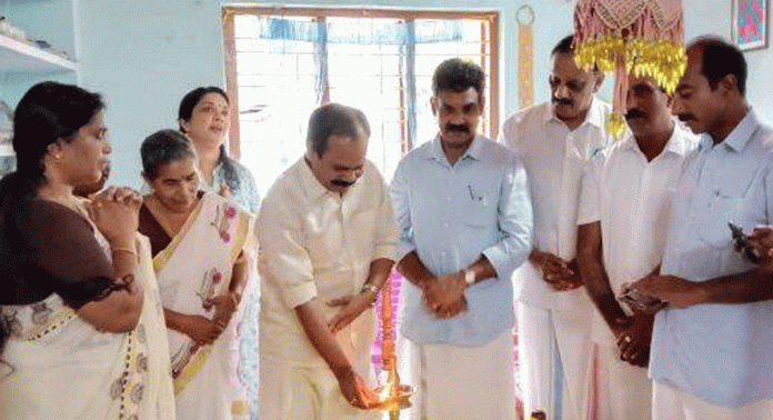 എസ്.എൻ.ഡി.പിയോഗം വള്ളിക്കോട് ശാഖയിലെ കൊച്ചാലുമുട് ഗുരുധർമ്മം മൈക്രോ യൂണിറ്റിന്റെ വാർഷികം നടത്തി എസ്.എൻ.ഡി.പിയോഗം വള്ളിക്കോട് ശാഖയിലെ കൊച്ചാലുമുട് ഗുരുധർമ്മം മൈക്രോ യൂണിറ്റിന്റെ വാർഷികം നടത്തി