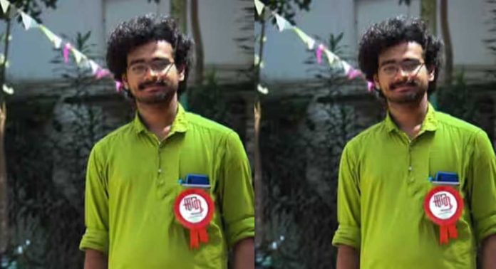 കോളേജ് വിദ്യാര്ത്ഥിനികളുടെ ചിത്രം ഫേസ്ബുക്ക് അശ്ലീല ഗ്രൂപ്പുകളിൽ ; മുന് എസ്എഫ്ഐ നേതാവ് വീണ്ടും കസ്റ്റഡിയിൽ കോളേജ് വിദ്യാര്ത്ഥിനികളുടെ ചിത്രം ഫേസ്ബുക്ക് അശ്ലീല ഗ്രൂപ്പുകളിൽ ; മുന് എസ്എഫ്ഐ നേതാവ് വീണ്ടും കസ്റ്റഡിയിൽ