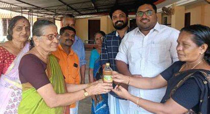 ജൈവിക കൊതുക് നിയന്ത്രണ പ്രചാരണത്തിന് നെടുമ്പ്രം ഗ്രാമപഞ്ചായത്തിൽ തുടക്കമായി ജൈവിക കൊതുക് നിയന്ത്രണ പ്രചാരണത്തിന് നെടുമ്പ്രം ഗ്രാമപഞ്ചായത്തിൽ തുടക്കമായി