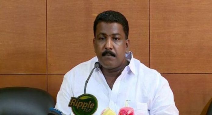 എൽഡിഎഫ് പിന്തുണ പിൻവലിച്ചു ; കൈക്കൂലി കേസിൽ പ്രതിയായ തൊടുപുഴ നഗരസഭ ചെയർമാൻ രാജിവെച്ചു എൽഡിഎഫ് പിന്തുണ പിൻവലിച്ചു ; കൈക്കൂലി കേസിൽ പ്രതിയായ തൊടുപുഴ നഗരസഭ ചെയർമാൻ രാജിവെച്ചു