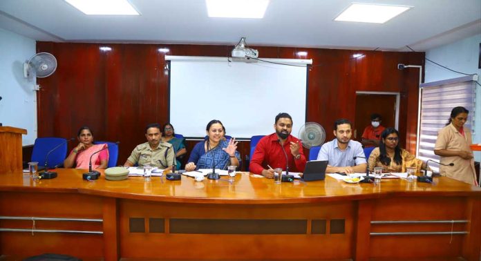 ആറന്മുള ഉത്സവം : സുരക്ഷാ ക്രമീകരണങ്ങള് ഉറപ്പാക്കും – മന്ത്രി വീണാ ജോര്ജ് ആറന്മുള ഉത്സവം : സുരക്ഷാ ക്രമീകരണങ്ങള് ഉറപ്പാക്കും – മന്ത്രി വീണാ ജോര്ജ്