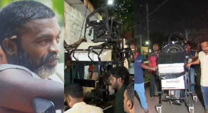 കാണാതായ തൊഴിലാളിക്കായുളള തെരച്ചിലിന് റോബോട്ടും ; ദൗത്യം 9 മണിക്കൂർ പിന്നിട്ടു, മാൻഹോളിൽ രാത്രി വൈകിയും പരിശോധന കാണാതായ തൊഴിലാളിക്കായുളള തെരച്ചിലിന് റോബോട്ടും ; ദൗത്യം 9 മണിക്കൂർ പിന്നിട്ടു, മാൻഹോളിൽ രാത്രി വൈകിയും പരിശോധന
