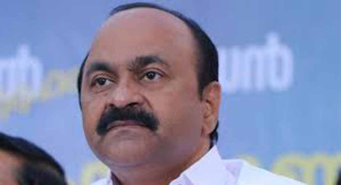 ജോയിയുടെ മരണവാർത്തയിലെ വേദന പങ്കുവെച്ച് പ്രതിപക്ഷ നേതാവ് വി ഡി സതീശൻ ജോയിയുടെ മരണവാർത്തയിലെ വേദന പങ്കുവെച്ച് പ്രതിപക്ഷ നേതാവ് വി ഡി സതീശൻ