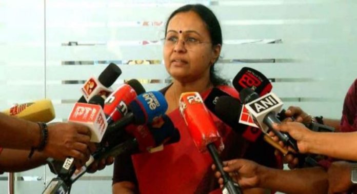 രോഗ വ്യാപന കാരണം കണ്ടെത്തുന്നതിന് എല്ലാ ജില്ലകളിലും സംയോജിത പരിശോധന ; വീണ ജോര്ജ് രോഗ വ്യാപന കാരണം കണ്ടെത്തുന്നതിന് എല്ലാ ജില്ലകളിലും സംയോജിത പരിശോധന ; വീണ ജോര്ജ്