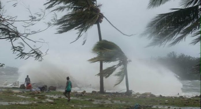 ന്യൂനമർദ്ദ പാത്തി : ഒറ്റപ്പെട്ട ശക്തമായ മഴയ്ക്ക് സാധ്യത ; അഞ്ചു ജില്ലകളിൽ യെല്ലോ അലർട്ട് ന്യൂനമർദ്ദ പാത്തി : ഒറ്റപ്പെട്ട ശക്തമായ മഴയ്ക്ക് സാധ്യത ; അഞ്ചു ജില്ലകളിൽ യെല്ലോ അലർട്ട്