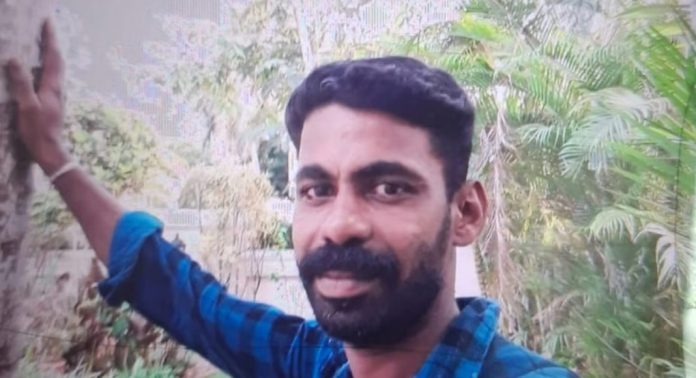 ഗുണ്ടാനേതാവിനെ കൊലപ്പെടുത്തിയ കേസിൽ അഞ്ച് പേർ കസ്റ്റഡിയില് ഗുണ്ടാനേതാവിനെ കൊലപ്പെടുത്തിയ കേസിൽ അഞ്ച് പേർ കസ്റ്റഡിയില്