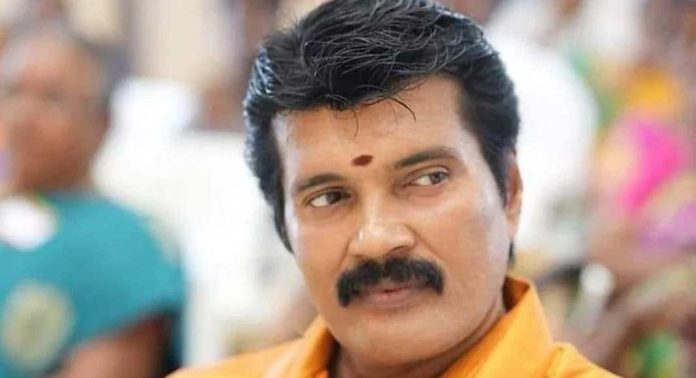 ദുരഭിമാനക്കൊലകളെ ന്യായീകരിച്ചിട്ടില്ല ; വാക്കുകൾ ദുർവ്യാഖ്യാനം ചെയ്തു : നടൻ രഞ്ജിത്ത് ദുരഭിമാനക്കൊലകളെ ന്യായീകരിച്ചിട്ടില്ല ; വാക്കുകൾ ദുർവ്യാഖ്യാനം ചെയ്തു : നടൻ രഞ്ജിത്ത്