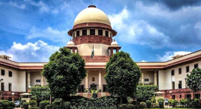 ഇ പി ജയരാജന് വധശ്രമക്കേസ് ; ഹൈക്കോടതി ഉത്തരവിനെതിരെ സംസ്ഥാന സര്ക്കാര് സുപ്രീംകോടതിയിൽ ഇ പി ജയരാജന് വധശ്രമക്കേസ് ; ഹൈക്കോടതി ഉത്തരവിനെതിരെ സംസ്ഥാന സര്ക്കാര് സുപ്രീംകോടതിയിൽ