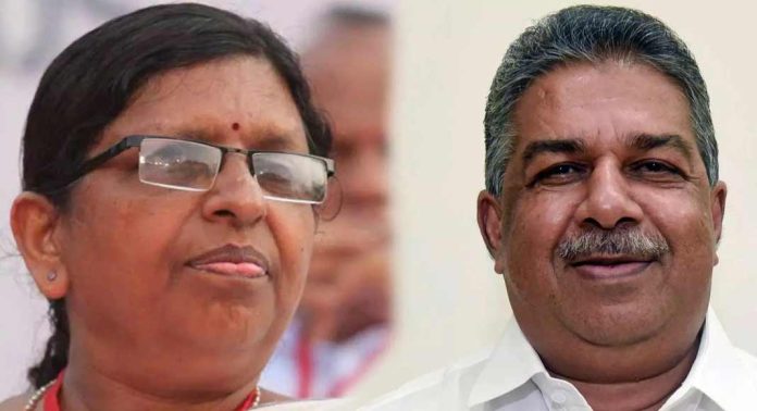പരാതി വേണ്ട, കേസെടുക്കാം ; രഞ്ജിത്തിനെതിരായ ആരോപണത്തിൽ സജി ചെറിയാനെ തള്ളി വനിതാ കമ്മിഷൻ പരാതി വേണ്ട, കേസെടുക്കാം ; രഞ്ജിത്തിനെതിരായ ആരോപണത്തിൽ സജി ചെറിയാനെ തള്ളി വനിതാ കമ്മിഷൻ