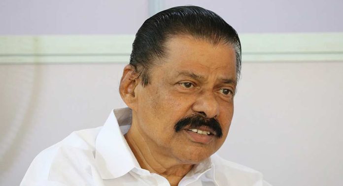കാഫിർ സ്ക്രീൻ ഷോട്ടിന് പിന്നിൽ യുഡിഎഫ് : എം വി ഗോവിന്ദൻ കാഫിർ സ്ക്രീൻ ഷോട്ടിന് പിന്നിൽ യുഡിഎഫ് : എം വി ഗോവിന്ദൻ