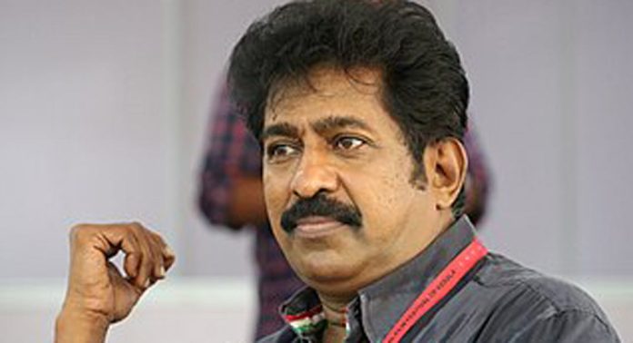 സ്ത്രീകൾ തുറന്നുപറഞ്ഞപ്പോൾ സിനിമകൾ കിട്ടാതായെന്നത് വസ്തുത : പ്രേംകുമാർ സ്ത്രീകൾ തുറന്നുപറഞ്ഞപ്പോൾ സിനിമകൾ കിട്ടാതായെന്നത് വസ്തുത : പ്രേംകുമാർ