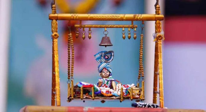 സ്കൂൾ, കോളജ് അടക്കമുള്ള വിദ്യാഭ്യാസ സ്ഥാപനങ്ങൾ കൃഷ്ണ ജന്മാഷ്ടമി ആഘോഷിക്കണം ; രൂക്ഷ വിമർശനവുമായി കോൺഗ്രസ് സ്കൂൾ, കോളജ് അടക്കമുള്ള വിദ്യാഭ്യാസ സ്ഥാപനങ്ങൾ കൃഷ്ണ ജന്മാഷ്ടമി ആഘോഷിക്കണം ; രൂക്ഷ വിമർശനവുമായി കോൺഗ്രസ്