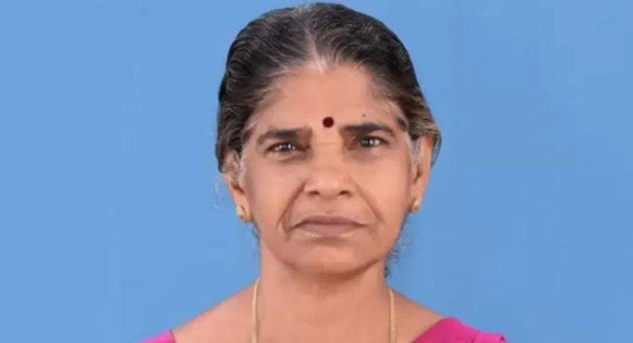 തേനീച്ചയുടെ കുത്തേറ്റ് ചികിത്സയിലായിരുന്ന വയോധിക മരിച്ചു തേനീച്ചയുടെ കുത്തേറ്റ് ചികിത്സയിലായിരുന്ന വയോധിക മരിച്ചു