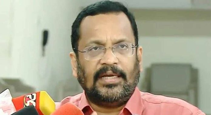 വിലങ്ങാട് ഉരുള്പൊട്ടല് ; ദുരന്തബാധിതർക്ക് 10,000 രൂപ അടിയന്തര ധനസഹായം പ്രഖ്യാപിച്ചു വിലങ്ങാട് ഉരുള്പൊട്ടല് ; ദുരന്തബാധിതർക്ക് 10,000 രൂപ അടിയന്തര ധനസഹായം പ്രഖ്യാപിച്ചു
