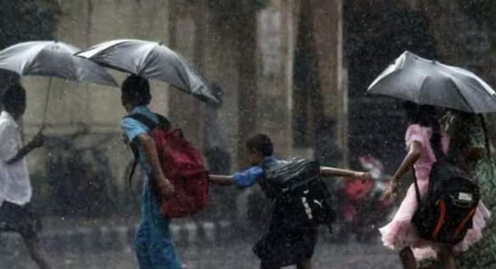 ന്യൂനമര്ദ്ദം ; സംസ്ഥാനത്ത് വീണ്ടും അതിശക്തമായ മഴ ; ഓറഞ്ച് അലര്ട്ട് പ്രഖ്യാപിച്ചു ന്യൂനമര്ദ്ദം ; സംസ്ഥാനത്ത് വീണ്ടും അതിശക്തമായ മഴ ; ഓറഞ്ച് അലര്ട്ട് പ്രഖ്യാപിച്ചു