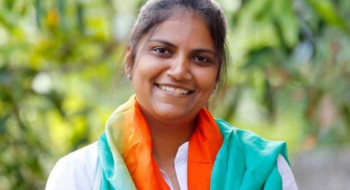 ഹേമ കമ്മിറ്റി റിപ്പോർട്ട് വനിത ഐപിഎസ് ഓഫീസര് അന്വേഷിക്കണം : മഹിള കോൺഗ്രസ് ഹേമ കമ്മിറ്റി റിപ്പോർട്ട് വനിത ഐപിഎസ് ഓഫീസര് അന്വേഷിക്കണം : മഹിള കോൺഗ്രസ്