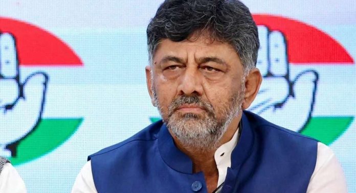 അനധികൃത സ്വത്ത് സമ്പാദനക്കേസ് : അന്വേഷണം തുടരാന് അനുമതി വേണമെന്ന സിബിഐ ഹര്ജി കര്ണാടക ഹൈക്കോടതി തള്ളി അനധികൃത സ്വത്ത് സമ്പാദനക്കേസ് : അന്വേഷണം തുടരാന് അനുമതി വേണമെന്ന സിബിഐ ഹര്ജി കര്ണാടക ഹൈക്കോടതി തള്ളി