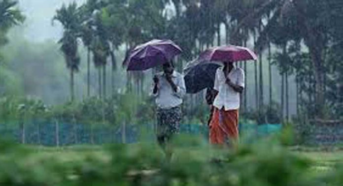 സംസ്ഥാനത്ത് മഴ മുന്നറിയിപ്പില് മാറ്റം ; ഇന്ന് 12 ജില്ലയിലും ജാഗ്രതാനിര്ദേശം ; ഓറഞ്ച് അലര്ട്ട് പ്രഖ്യാപിച്ചു സംസ്ഥാനത്ത് മഴ മുന്നറിയിപ്പില് മാറ്റം ; ഇന്ന് 12 ജില്ലയിലും ജാഗ്രതാനിര്ദേശം ; ഓറഞ്ച് അലര്ട്ട് പ്രഖ്യാപിച്ചു