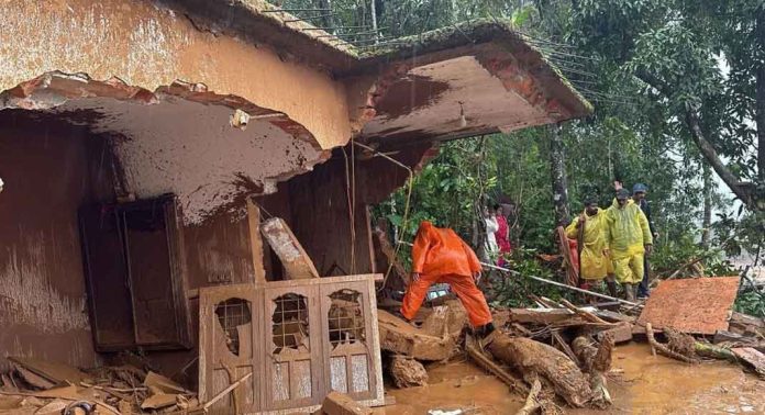 വയനാട് ദുരിതബാധിതർക്ക് 1000 സ്ക്വയർഫീറ്റിൽ ഒറ്റനില വീട് ; ആദ്യ പരിഗണന വീട് നഷ്ടപ്പെട്ടവർക്ക് വയനാട് ദുരിതബാധിതർക്ക് 1000 സ്ക്വയർഫീറ്റിൽ ഒറ്റനില വീട് ; ആദ്യ പരിഗണന വീട് നഷ്ടപ്പെട്ടവർക്ക്