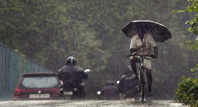 സംസ്ഥാനത്ത് അടുത്ത മൂന്നു ദിവസം വ്യാപക മഴയ്ക്ക് സാധ്യത ; 14 ജില്ലകളിലും മുന്നറിയിപ്പ് സംസ്ഥാനത്ത് അടുത്ത മൂന്നു ദിവസം വ്യാപക മഴയ്ക്ക് സാധ്യത ; 14 ജില്ലകളിലും മുന്നറിയിപ്പ്