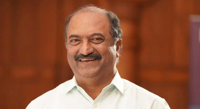 കാരുണ്യ ആരോഗ്യ സുരക്ഷാ പദ്ധതിക്ക് 100 കോടി രൂപ കൂടി അനുവദിച്ചു കാരുണ്യ ആരോഗ്യ സുരക്ഷാ പദ്ധതിക്ക് 100 കോടി രൂപ കൂടി അനുവദിച്ചു