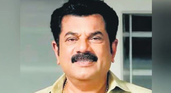 മുകേഷിനെതിരായ അന്വേഷണത്തിന് പ്രത്യേക സംഘം മുകേഷിനെതിരായ അന്വേഷണത്തിന് പ്രത്യേക സംഘം
