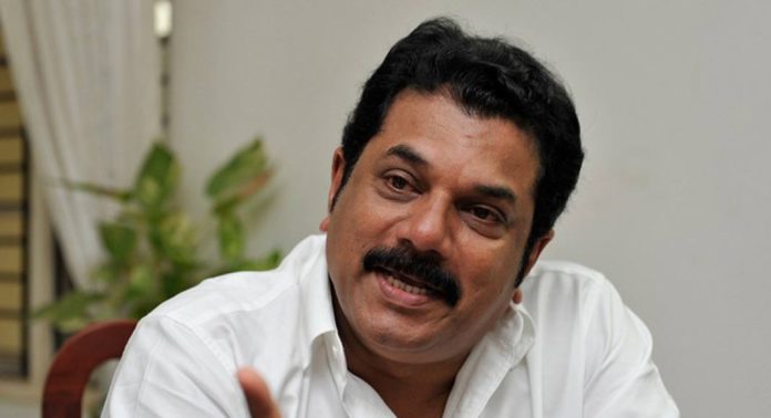 ഹേമ കമ്മിറ്റി റിപ്പോർട്ട് പുറത്തുവന്നതുകൊണ്ട് ഒന്നും സംഭവിക്കാനില്ല : മുകേഷ് ഹേമ കമ്മിറ്റി റിപ്പോർട്ട് പുറത്തുവന്നതുകൊണ്ട് ഒന്നും സംഭവിക്കാനില്ല : മുകേഷ്