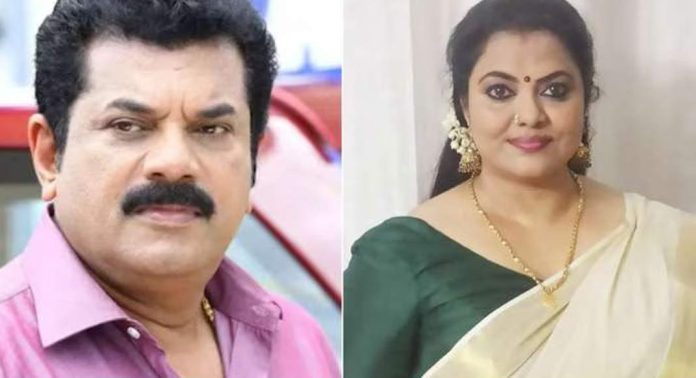 മുകേഷ് എംഎൽഎയുടെ ആരോപണങ്ങൾ നിഷേധിച്ച് നടി രംഗത്ത് മുകേഷ് എംഎൽഎയുടെ ആരോപണങ്ങൾ നിഷേധിച്ച് നടി രംഗത്ത്