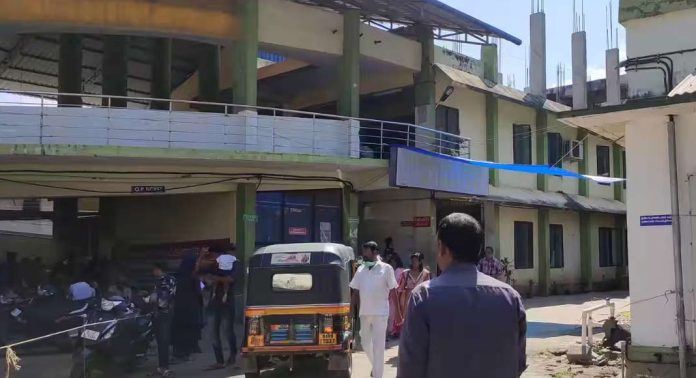 കുട്ടിയുടെ ദേഹത്ത് സൂചി തുളച്ചു കയറിയ സംഭവം ; ഒൻപതു ജീവനക്കാർക്ക് സ്ഥലം മാറ്റം കുട്ടിയുടെ ദേഹത്ത് സൂചി തുളച്ചു കയറിയ സംഭവം ; ഒൻപതു ജീവനക്കാർക്ക് സ്ഥലം മാറ്റം