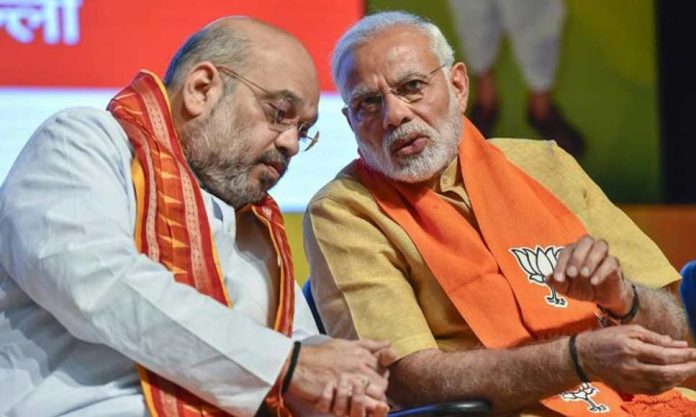 മുസ്ലിം സ്ത്രീകളും ഇതര മതവിഭാഗങ്ങളും ബോര്ഡില് ; വഖഫ് നിയമത്തില് കാര്യമായ മാറ്റങ്ങള് നിര്ദേശിക്കുന്ന ബില്ലുമായി കേന്ദ്രസര്ക്കാര് മുസ്ലിം സ്ത്രീകളും ഇതര മതവിഭാഗങ്ങളും ബോര്ഡില് ; വഖഫ് നിയമത്തില് കാര്യമായ മാറ്റങ്ങള് നിര്ദേശിക്കുന്ന ബില്ലുമായി കേന്ദ്രസര്ക്കാര്