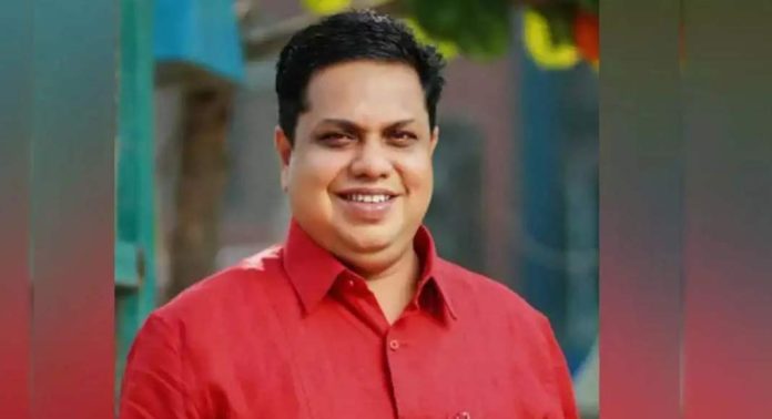 റെയ്റ്റിംഗ് കൂട്ടാൻ വേണ്ടി പല കള്ളപ്രചരണങ്ങളും നടത്തുന്നു ; മാധ്യമങ്ങളെ രൂക്ഷമായി വിമര്ശിച്ച് സ്പീക്കര് എഎൻ ഷംസീര് റെയ്റ്റിംഗ് കൂട്ടാൻ വേണ്ടി പല കള്ളപ്രചരണങ്ങളും നടത്തുന്നു ; മാധ്യമങ്ങളെ രൂക്ഷമായി വിമര്ശിച്ച് സ്പീക്കര് എഎൻ ഷംസീര്