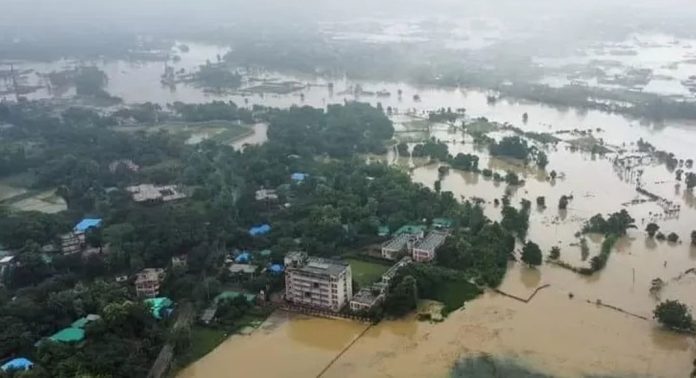 ബംഗ്ലദേശിലെ വെള്ളപ്പൊക്കം ; ആരോപണം നിഷേധിച്ച് ഇന്ത്യ ബംഗ്ലദേശിലെ വെള്ളപ്പൊക്കം ; ആരോപണം നിഷേധിച്ച് ഇന്ത്യ