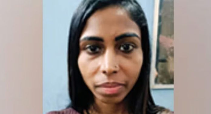 സ്വന്തം കുഞ്ഞിനെ കൊലപ്പെടുത്തിയ കേസിൽ പ്രതിയായ യുവതി കഞ്ചാവുമായി അറസ്റ്റിൽ സ്വന്തം കുഞ്ഞിനെ കൊലപ്പെടുത്തിയ കേസിൽ പ്രതിയായ യുവതി കഞ്ചാവുമായി അറസ്റ്റിൽ