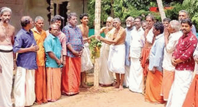 പള്ളിപ്പാട് തളിക്കൽ മഹാദേവക്ഷേത്രത്തിൽ ഒക്ടോബർ 30 മുതൽ നവംബർ 11-വരെ മഹാശിവപുരാണസത്രം നടക്കും പള്ളിപ്പാട് തളിക്കൽ മഹാദേവക്ഷേത്രത്തിൽ ഒക്ടോബർ 30 മുതൽ നവംബർ 11-വരെ മഹാശിവപുരാണസത്രം നടക്കും