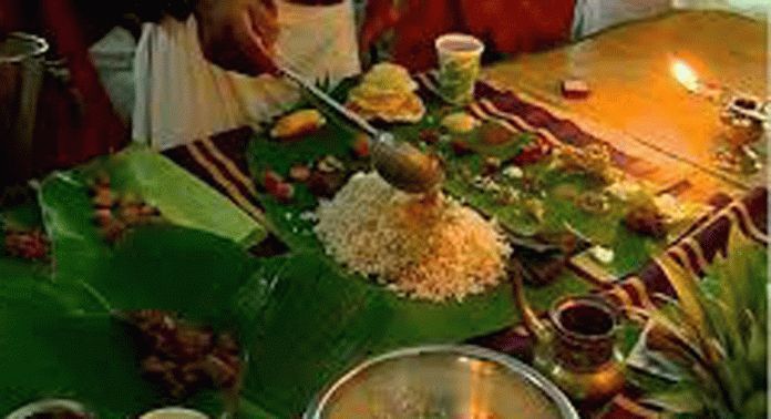 അഷ്ടമി രോഹിണി സമൂഹസദ്യയ്ക്കായുള്ള ഒരുക്കങ്ങള് ആരംഭിച്ചു അഷ്ടമി രോഹിണി സമൂഹസദ്യയ്ക്കായുള്ള ഒരുക്കങ്ങള് ആരംഭിച്ചു