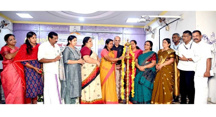 കോന്നി ബ്ലോക്കിൽ മണ്ണ് പരിശോധന ക്യാമ്പയിന് തുടക്കമായി കോന്നി ബ്ലോക്കിൽ മണ്ണ് പരിശോധന ക്യാമ്പയിന് തുടക്കമായി