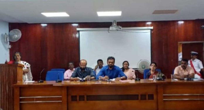 ലഹരി വിരുദ്ധ പ്രചാരണ പരിപാടികൾക്കും കുട്ടികളുടെ മാനസിക, ആരോഗ്യ മേഖലയ്ക്കും കൂടുതൽ പ്രധാന്യം നൽകി വിവിധ പദ്ധതികൾക്ക് രൂപം നൽകും : ജില്ല ശിശുക്ഷേമ സമിതി ലഹരി വിരുദ്ധ പ്രചാരണ പരിപാടികൾക്കും കുട്ടികളുടെ മാനസിക, ആരോഗ്യ മേഖലയ്ക്കും കൂടുതൽ പ്രധാന്യം നൽകി വിവിധ പദ്ധതികൾക്ക് രൂപം നൽകും : ജില്ല ശിശുക്ഷേമ സമിതി