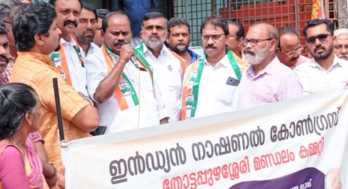 എല്.ഡി.എഫ് ഭരിക്കുന്ന പഞ്ചായത്തുകള് പഞ്ചായത്ത് രാജ് സംവിധാനം അട്ടിമറിച്ചു : പ്രൊഫ. സതീഷ് കൊച്ചുപറമ്പില് എല്.ഡി.എഫ് ഭരിക്കുന്ന പഞ്ചായത്തുകള് പഞ്ചായത്ത് രാജ് സംവിധാനം അട്ടിമറിച്ചു : പ്രൊഫ. സതീഷ് കൊച്ചുപറമ്പില്