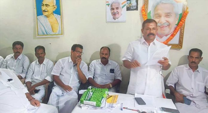 മലയാലപ്പുഴ സർവീസ് സഹകരണ ബാങ്കിന്റെ ക്രമക്കേട് ഇഡി അന്വേഷിക്കണം ; തണ്ണിത്തോട് ബ്ലോക്ക് കോൺഗ്രസ് കമ്മിറ്റി മലയാലപ്പുഴ സർവീസ് സഹകരണ ബാങ്കിന്റെ ക്രമക്കേട് ഇഡി അന്വേഷിക്കണം ; തണ്ണിത്തോട് ബ്ലോക്ക് കോൺഗ്രസ് കമ്മിറ്റി