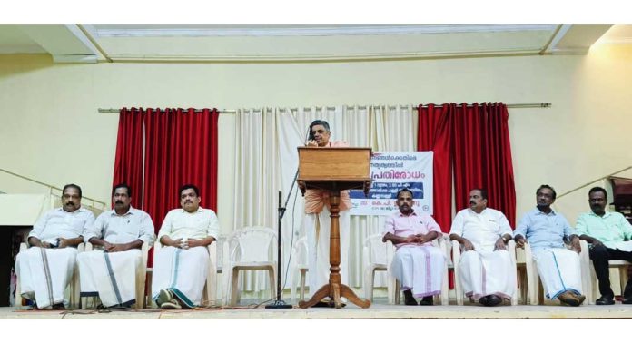 വന്യമൃഗ അക്രമണത്തിനെതിരെ സിപിഎം നേതൃത്വത്തിൽ ജനകീയ സമരം നടത്തി വന്യമൃഗ അക്രമണത്തിനെതിരെ സിപിഎം നേതൃത്വത്തിൽ ജനകീയ സമരം നടത്തി