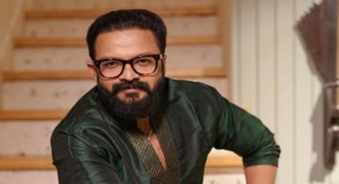 ലൈംഗിക അതിക്രമം നടത്തിയയെന്ന പരാതി ; നടൻ ജയസൂര്യക്കെതിരെ പോലീസ് കേസെടുത്തു ലൈംഗിക അതിക്രമം നടത്തിയയെന്ന പരാതി ; നടൻ ജയസൂര്യക്കെതിരെ പോലീസ് കേസെടുത്തു