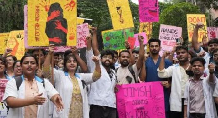 ഡോക്ടർ ബലാത്സംഗത്തിനിരയായി കൊല്ലപ്പെട്ട സംഭവം ; രാജ്യവ്യാപക പ്രതിഷേധത്തിന് ഒരുങ്ങി ഐഎംഎ ഡോക്ടർ ബലാത്സംഗത്തിനിരയായി കൊല്ലപ്പെട്ട സംഭവം ; രാജ്യവ്യാപക പ്രതിഷേധത്തിന് ഒരുങ്ങി ഐഎംഎ