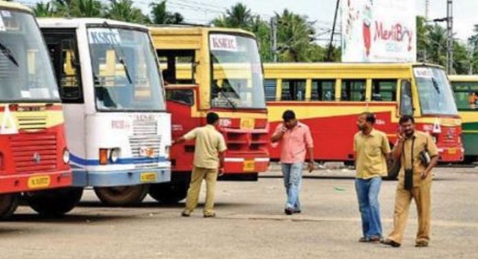 കെഎസ്ആർടിസി ബസിൽ മദ്യ കടത്തിയെന്ന് ആരോപണം ; കണ്ടക്ടക്കെതിരെ നടപടിയെടുത്തു കെഎസ്ആർടിസി ബസിൽ മദ്യ കടത്തിയെന്ന് ആരോപണം ; കണ്ടക്ടക്കെതിരെ നടപടിയെടുത്തു